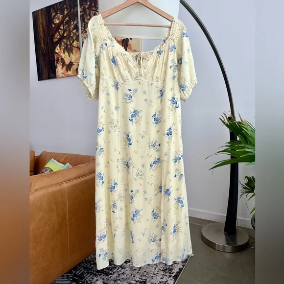 Ever New Carla Off-Shoulder Midi Dress - Picture 2 of 4